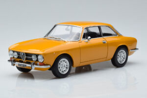Alfa Romeo 1750 GTV Amarillo Norev 1:18