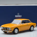 Alfa Romeo 1750 GTV Amarillo Norev 1:18 - image 7 of 7