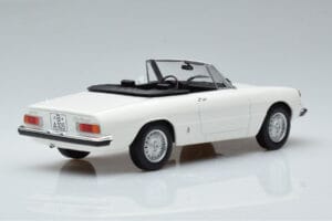 Alfa Romeo 2000 Spider Blanco Norev 1:18 187882 Metal - imagen 2 de 7