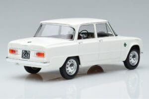 Alfa Romeo Giulia Ti Super Norev 1:18 187970 Metal - imagen 2 de 6
