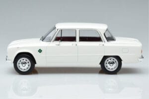 Alfa Romeo Giulia Ti Super Norev 1:18 187970 Metal - imagen 3 de 6