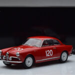 Alfa Romeo Giulietta SV #120 Mille Miglia 1956 Kyosho 1:18 - image 9 of 9