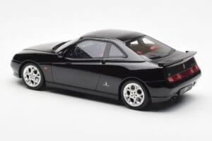 Alfa Romeo GTV V6 916 Negro Otto 1:18 OT1057 Resina - imagen 5 de 6