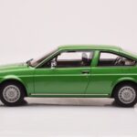 Alfa Romeo Alfasud Sprint Verde Otto 1:18 - image 3 of 6