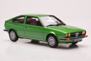 Alfa Romeo Alfasud Sprint Verde Otto 1:18 OT1043 Resina - imagen 4 de 6