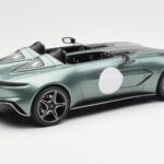 Aston Martin V12 Speedster Verde Metallic GT Spirit 1:18 GT906 - image 2 of 6