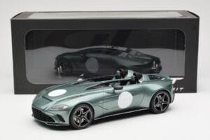 Aston Martin V12 Speedster Verde Metallic GT Spirit 1:18 GT906 Resina - imagen 6 de 6