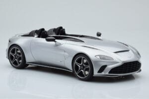 Aston Martin V12 Speedster Plata GT Spirit 1:18 GT430 Resina - imagen 4 de 6