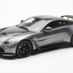 Aston Martin V12 Vantage Magnetic Plata GT Spirit 1:18 GT443