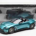 Aston Martin V12 Vantage Roadster Tayos Turquesa Verde GT Spirit 1:18 GT445 - image 6 of 6