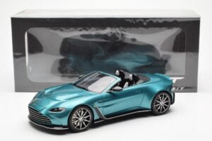 Aston Martin V12 Vantage Roadster Tayos Turquesa Verde GT Spirit 1:18 GT445 Resina - imagen 6 de 6