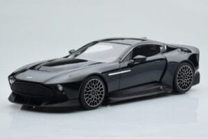 Aston Martin Victor Negro GT Spirit 1:18 GT428