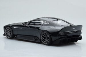 Aston Martin Victor Negro GT Spirit 1:18 GT428 Resina - imagen 5 de 6