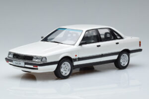 Audi 200 Quattro C3 Blanco Otto 1:18 OT408 Resina