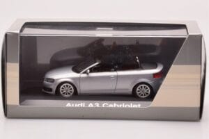 Audi A3 8P Cabriolet Plata Minichamps 1:43 5010803323 Metal - imagen 4 de 4