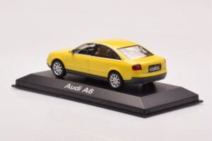 Audi A6 C5 Amarillo Minichamps 1:43 IND47004 Metal - imagen 3 de 4