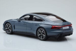 Audi E-Tron GT Gris GT Spirit 1:18 GT393 Resina - imagen 5 de 6