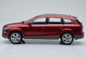 Audi Q7 4L Rojo Granate Kyosho 1:18 09222R Metal - imagen 4 de 8