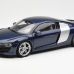 Audi R8 4.2 FSI V8 Azul Kyosho 1:18 09213BL