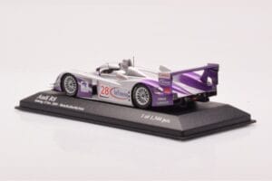 Audi R8 LMP900 #28 F. Biela / P. Kaffer / A. McNish 12 Hours of Sebring Winner 2004 Minichamps 1:43 4000412328 Metal - imagen 3 de 4