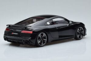 Audi R8 Performance Negro Kengfai 1:18 VAKF-0353 Metal - imagen 3 de 10