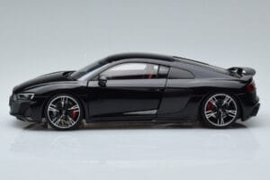 Audi R8 Performance Negro Kengfai 1:18 VAKF-0353 Metal - imagen 5 de 10
