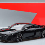 Audi R8 Performance Negro Kengfai 1:18 - image 10 of 10