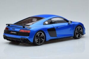Audi R8 Performance Azul Kengfai 1:18 VAKF-0355 Metal - imagen 3 de 10