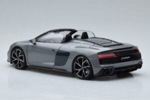 Audi R8 Spyder Performance Nardo Gris Kengfai 1:18 VAKF-0352 Metal - imagen 8 de 11
