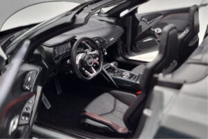 Audi R8 Spyder Performance Nardo Gris Kengfai 1:18 VAKF-0352 Metal - imagen 9 de 11
