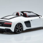 Audi R8 Spyder Performance Blanco Kengfai 1:18 - image 3 of 11
