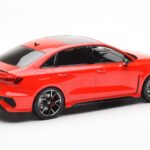 Audi RS3 8Y Sedán Rojo MCG 1:18 - image 2 of 6