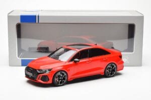 Audi RS3 8Y Sedán Rojo MCG 1:18 MCG18451 Metal - imagen 6 de 6