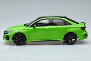 Audi RS3 8Y Sedan Verde GT Spirit 1:18 GT414 Resina - imagen 3 de 6