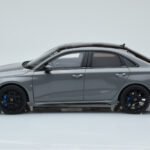 Audi RS3 8Y Sedán Performance Edition Gris GT Spirit 1:18 - image 3 of 6