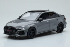Audi RS3 8Y Sedán Performance Edition Gris GT Spirit 1:18 GT885