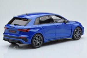 Audi RS3 8Y Sportback Performance Edition Nagaro Azul GT Spirit 1:18 GT884 Resina - imagen 2 de 5