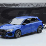 Audi RS3 8Y Sportback Performance Edition Nagaro Azul GT Spirit 1:18 - image 5 of 5