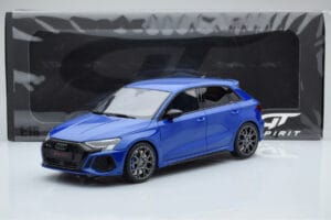 Audi RS3 8Y Sportback Performance Edition Nagaro Azul GT Spirit 1:18 GT884 Resina - imagen 5 de 5