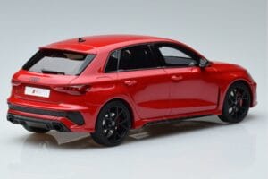 Audi RS3 8Y Sportback Rojo GT Spirit 1:18 GT378 Resina - imagen 2 de 6