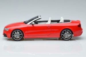 Audi RS5 B8 Descapotable Rojo GT Spirit 1:18 GT724 Resina - imagen 3 de 5