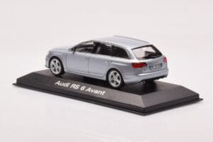 Audi RS6 C6 Monza Plata Minichamps 1:43 5010710213 Metal - imagen 3 de 4