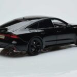 Audi RS7 C8 Sportback Oscuro Kengfai 1:18 VAKF 0331 Resina - image 3 of 7