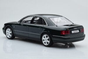 Audi S8 D2 Verde Otto 1:18 OT916 Resina - imagen 5 de 6