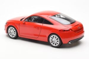 Audi TT 8J Rojo Metálico Minichamps 1:18 100015021 Metal - imagen 7 de 8