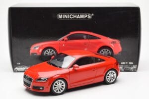 Audi TT 8J Rojo Metálico Minichamps 1:18 100015021 Metal - imagen 8 de 8