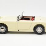 Austin-Healey Sprite Mk I Open Old English Blanco Kyosho 1:18 08953EW - image 4 of 8