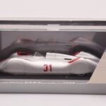 Auto Union Stromlinie #31 AVUS 1937 Plata Minichamps 1:43 - image 4 of 4