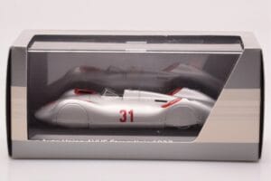 Auto Union Stromlinie #31 AVUS 1937 Plata Minichamps 1:43 5030900503 Metal - imagen 4 de 4