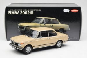 BMW 2002 Ti E10 Sahara Beige Kyosho 1:18 08541BG Metal - imagen 8 de 8